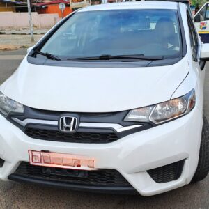 2016 Honda Fit white